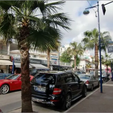 Studette De Charme * Juan-les-Pins
