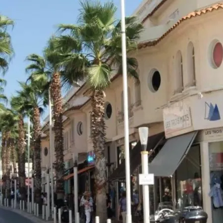 Studette De Charme * Juan-les-Pins